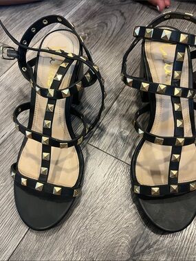 Lulu's Black Studded Strappy Block Heels with Gold Accents size 7.5 Lulus